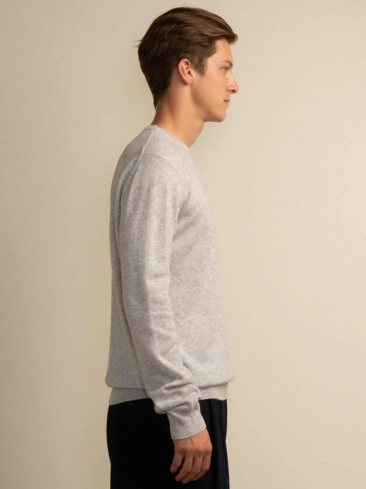 Men Crew Neck Sweater_Grey